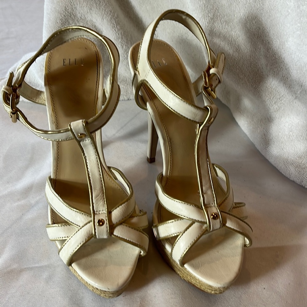 Elle Women’s Cream Color Heels Straps with Gold Rims size 8.5